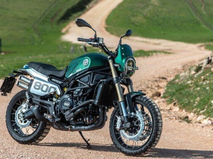 2025 Benelli Leoncino 800 Trail Naked Motorcycle