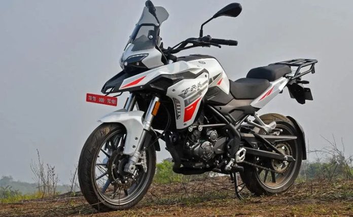 2025 Benelli TRK 251 Adventure Bike