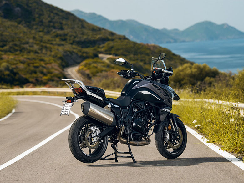 Benelli 2025 TRK 702 Adventure Bike
