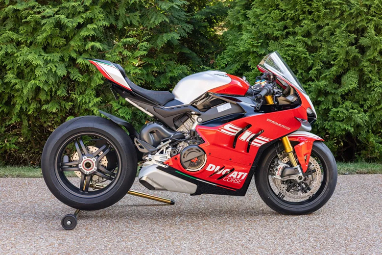 2024 Ducati Panigale V4SP2 30th Anniversario 916 Sports Bike
