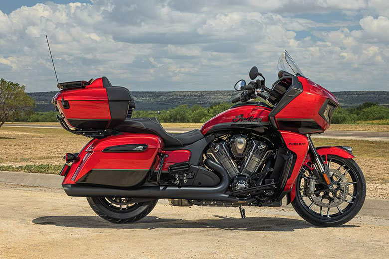 2024 Indian Pursuit Dark Horse Touring Bike