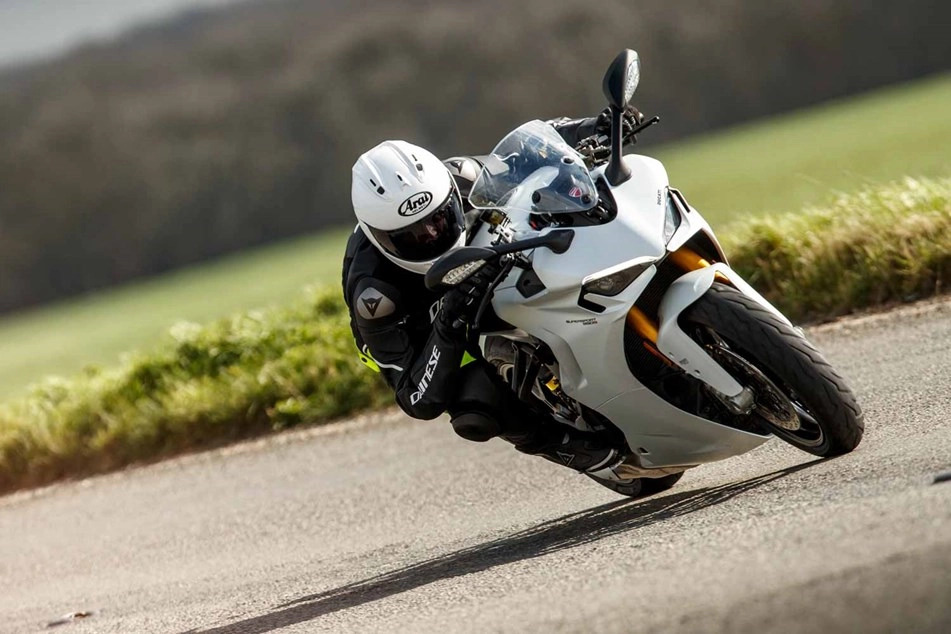 2024 Ducati SuperSport 950 Sports Motorcycle