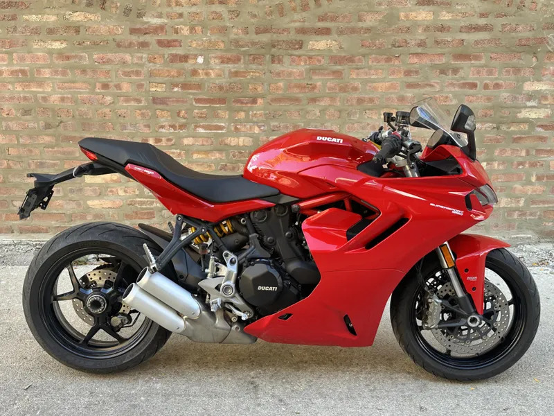 2024 Ducati SuperSport 950 Sports Motorcycle