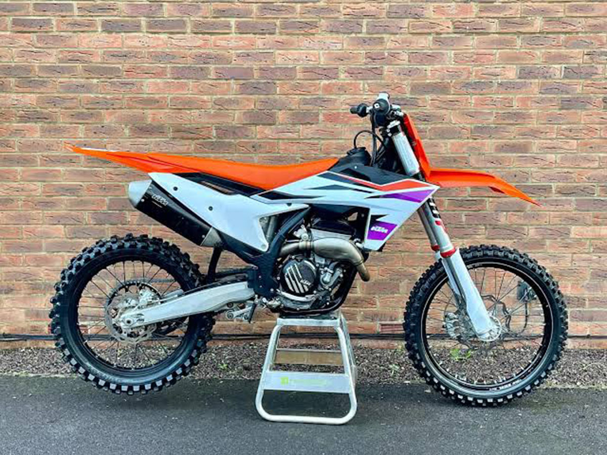 2024 KTM 250 SX-F Dirt Bike
