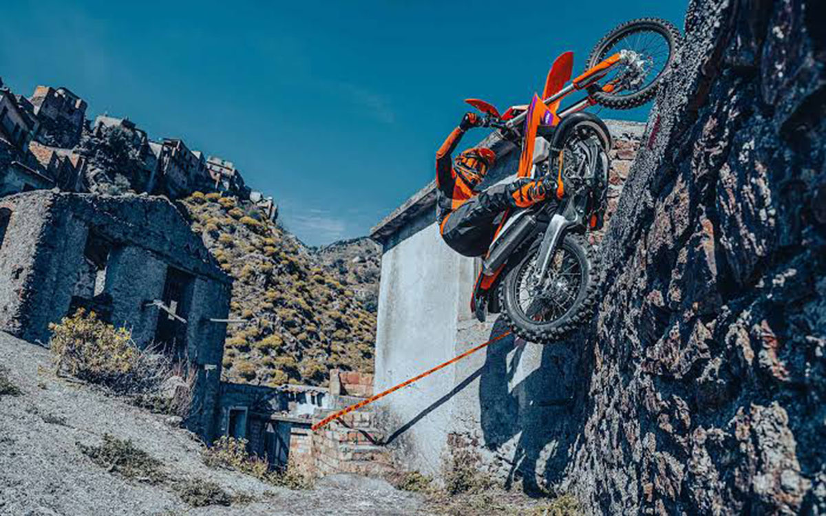 2024 KTM 250 XC-W Dirt Motorcycle