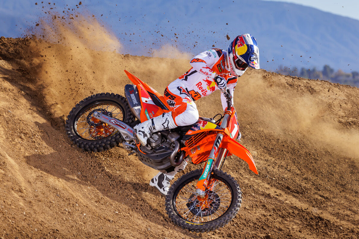 2024 KTM 450 SX-F Dirt Bike